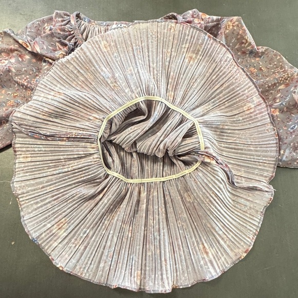 Vintage 70s Gray Floral Keyhole Ruffled Pleated Peplum Chiffon‎ USA Union Made - Picture 15 of 16